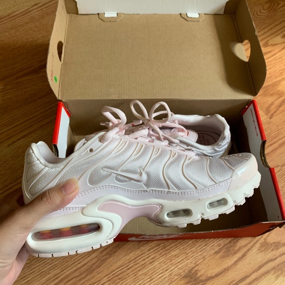 nike air max plus tn se women's